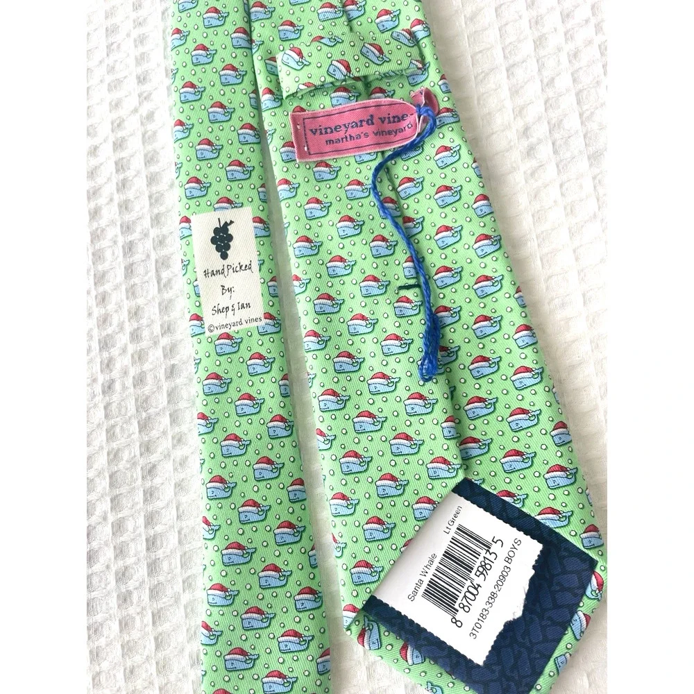 NWT Vineyard Vines Boys Tie Santa Whale 100% Silk